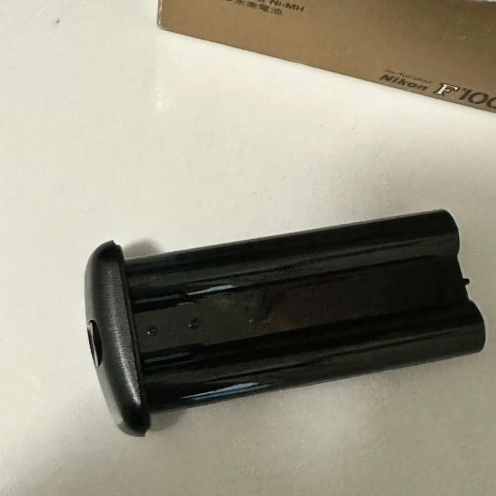 Nikon MN-15 Ni-MH Battery Unit